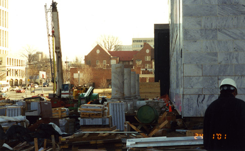 Placing the colums at 1000 Peachtree Street