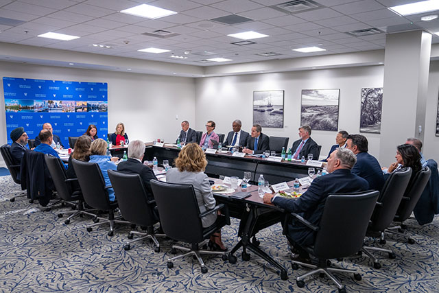 two bankers roundtable