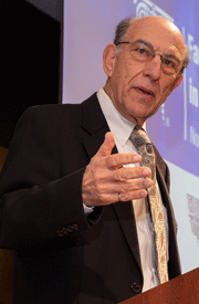 photo portrait of Richard Rothstein