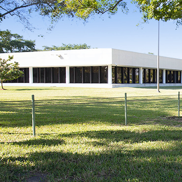 Color photo of the Federal Reserve Bank of Atlanta's Miami Branch building