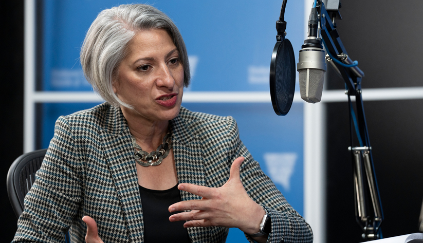 Doris Quiros of the Atlanta Fed's Supervision, Regulation, and Credit Division. Photo by Ted Pio Roda