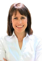 Photo portrait of Annette Tower