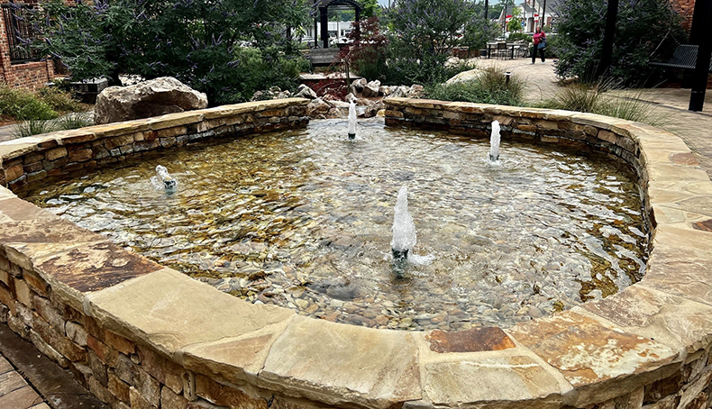 The Jackson Street Plaza fountain in Dublin, Georgia