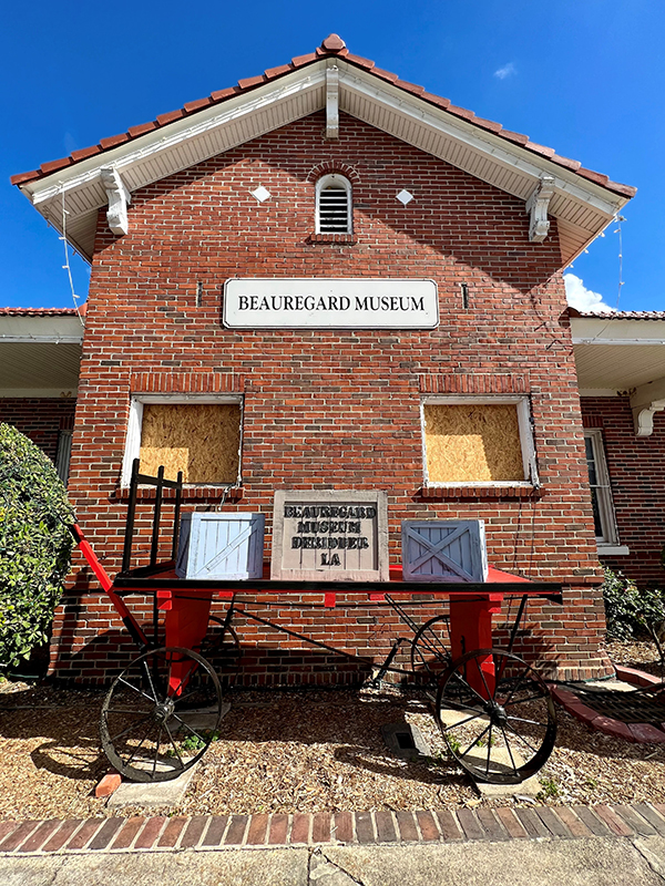 Exterior photo of museum being renovated