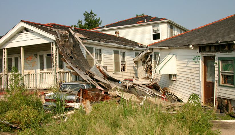 houses damaged by hurricane