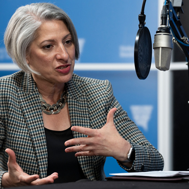 Doris Quiros of the Atlanta Fed's Supervision, Regulation, and Credit Division. Photo by Ted Pio Roda
