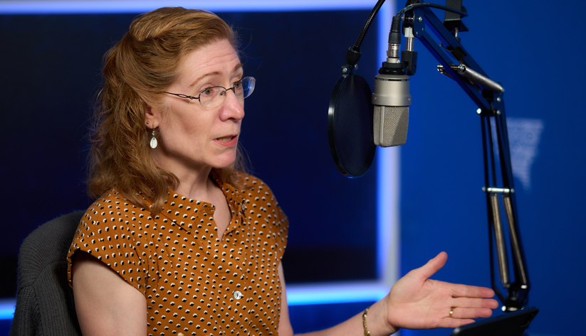 photo of the Atlanta Fed's Julie Hotchkiss at the recording of a podcast episode. Photo by Stephen Nowland