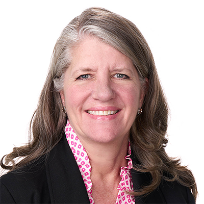 Photo portrait of Amy Hennessy