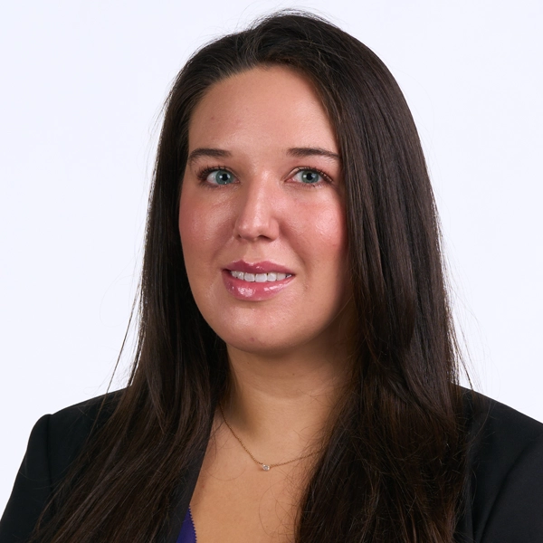 Headshot of Lauren Offenberg