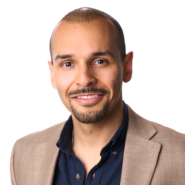 Headshot of Sergio Galeano