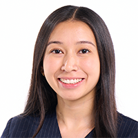 Photo portrait of Valerie Nguyen